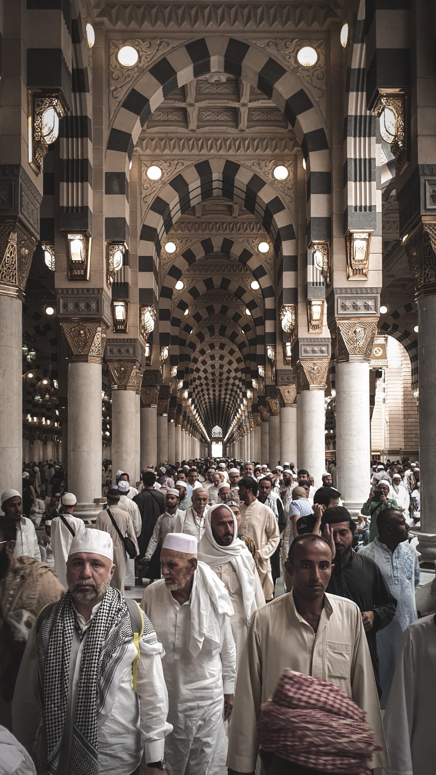 Hasten To Jummu'ah Prayers